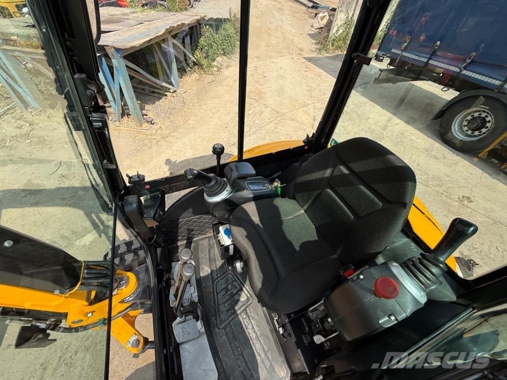 JCB 8026 CTS ミニ油圧ショベル 7t以下（ミニユンボ・ミニディガー）