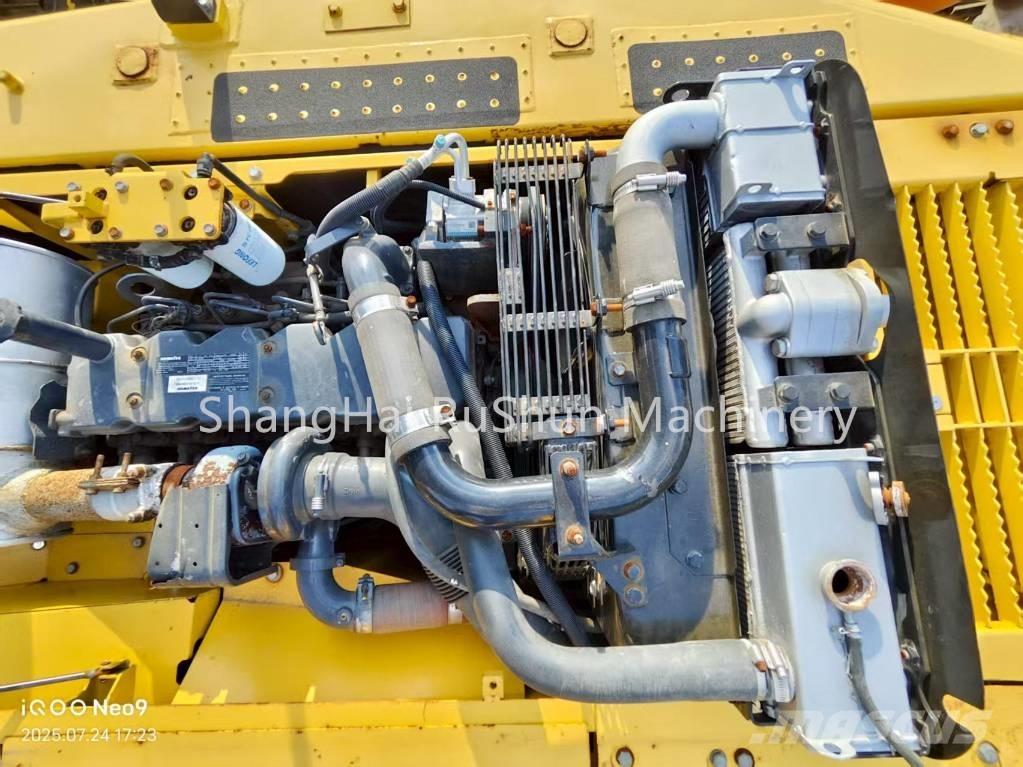Komatsu 200-8 大型油圧ショベル12t以上（パワーショベル・ユンボ）
