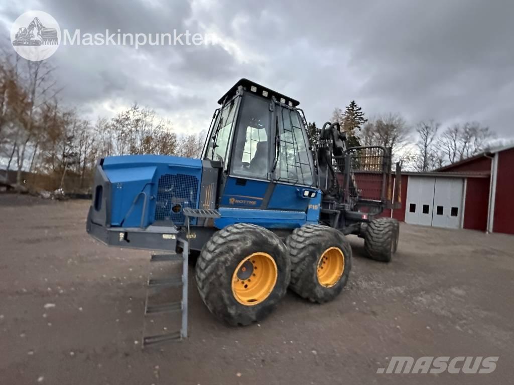 Rottne F15D フォワーダー