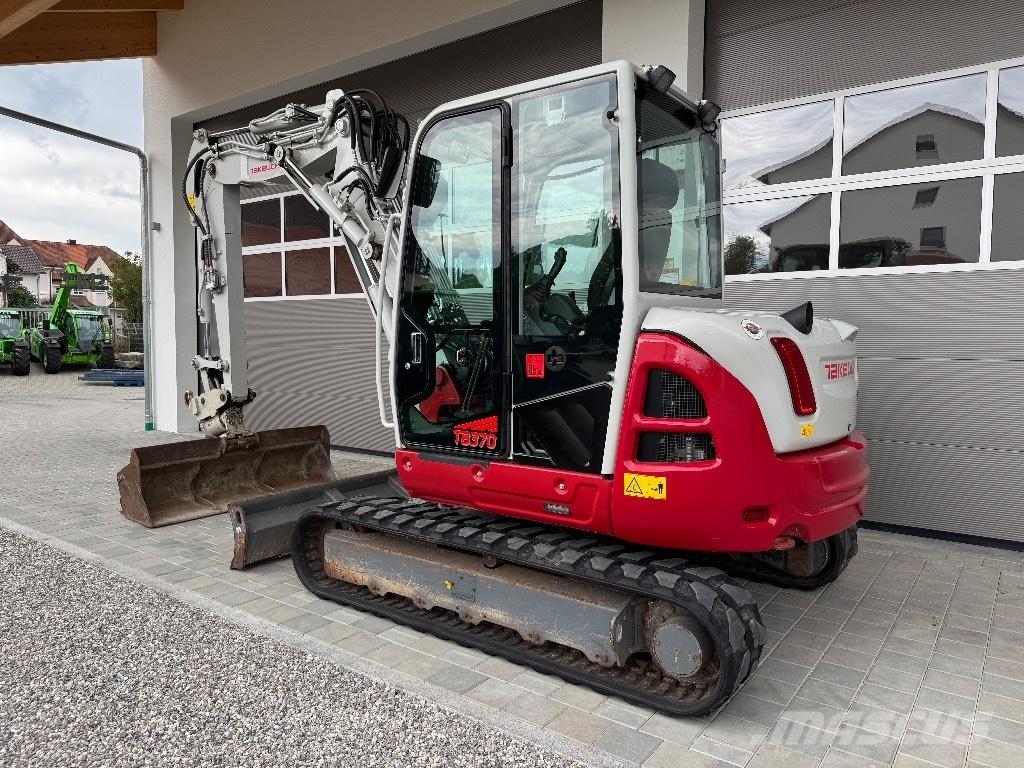 Takeuchi TB 370 ミニ油圧ショベル 7t以下（ミニユンボ・ミニディガー）