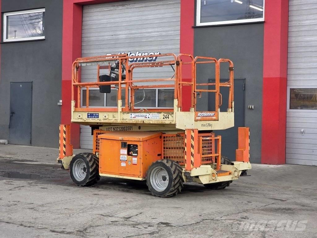 JLG 260 MRT シザースリフト