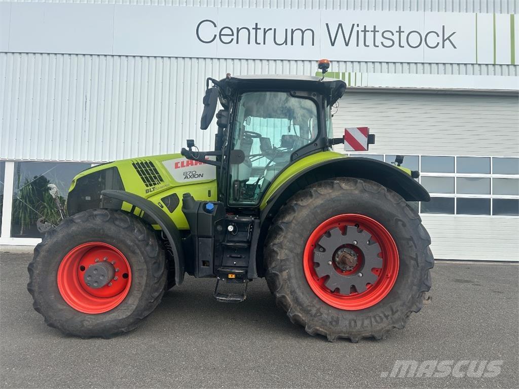 CLAAS Axion 870 トラクター