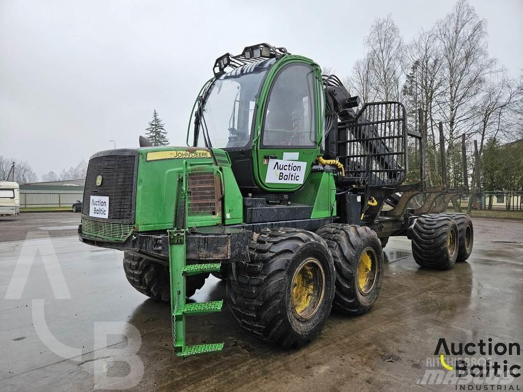John Deere 1010 E フォワーダー
