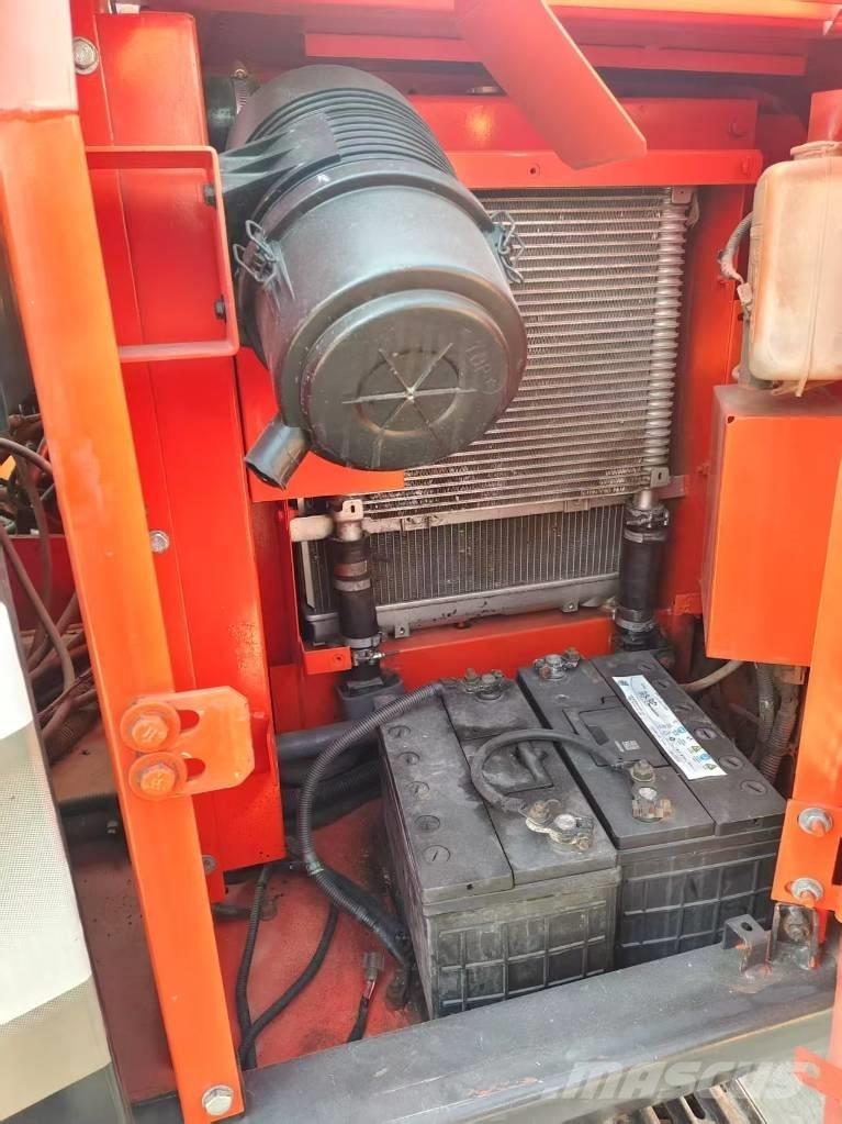 Hitachi ZX 60 ミニ油圧ショベル 7t以下（ミニユンボ・ミニディガー）