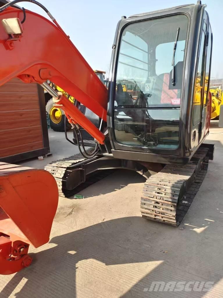 Hitachi ZX 60 ミニ油圧ショベル 7t以下（ミニユンボ・ミニディガー）