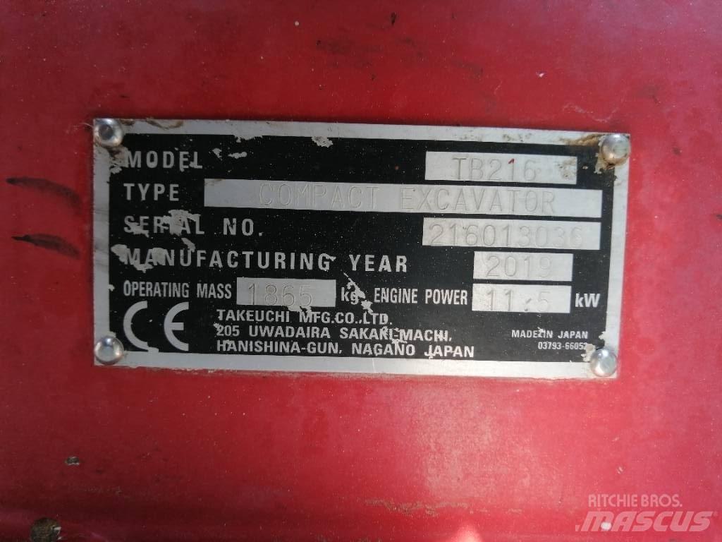 Takeuchi TB 216 ミニ油圧ショベル 7t以下（ミニユンボ・ミニディガー）