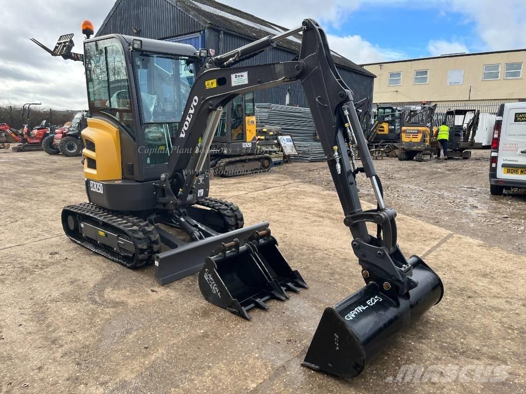 Volvo ECR 25 D ミニ油圧ショベル 7t以下（ミニユンボ・ミニディガー）