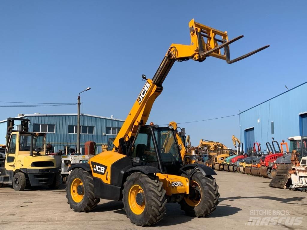 JCB 526-56 Agri 農業用テレハンドラー