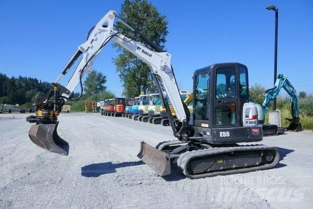 Bobcat E 55 ミニ油圧ショベル 7t以下（ミニユンボ・ミニディガー）