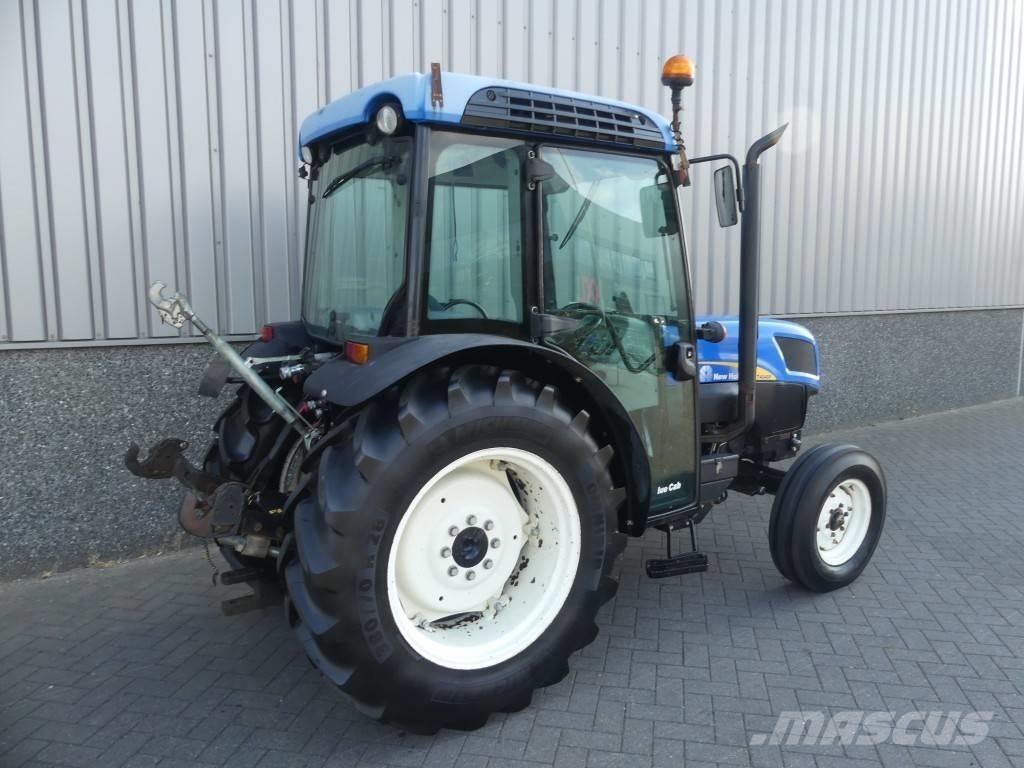 New Holland T4040F トラクター