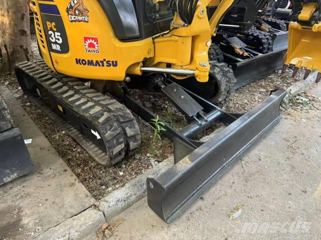Komatsu PC 35 MR ミニ油圧ショベル 7t以下（ミニユンボ・ミニディガー）