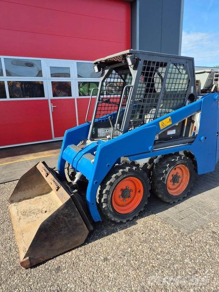 Bobcat 553 スキッドステアローダー