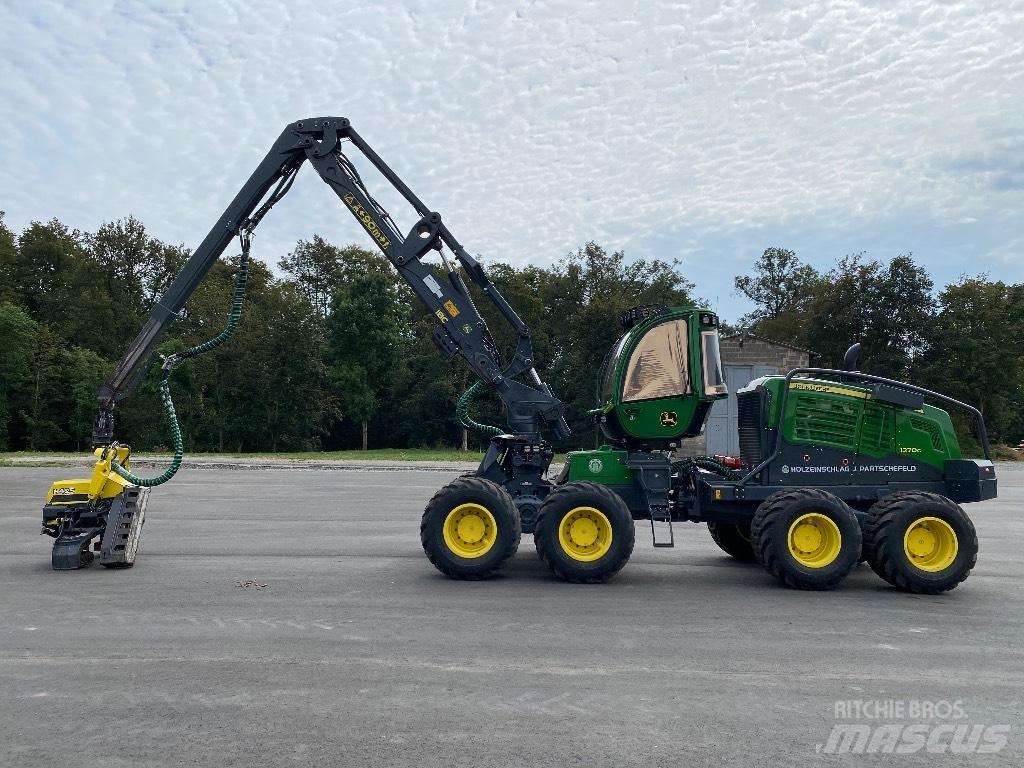 John Deere 1270 G ハーベスター