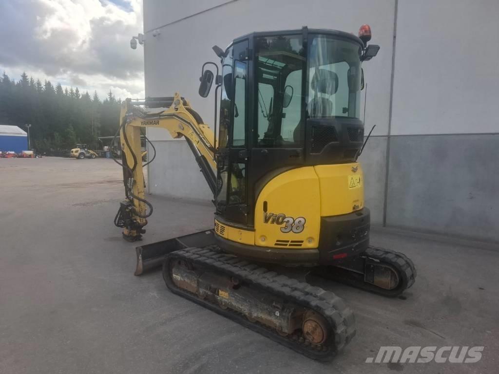 Yanmar Vio 38-U ミニ油圧ショベル 7t以下（ミニユンボ・ミニディガー）