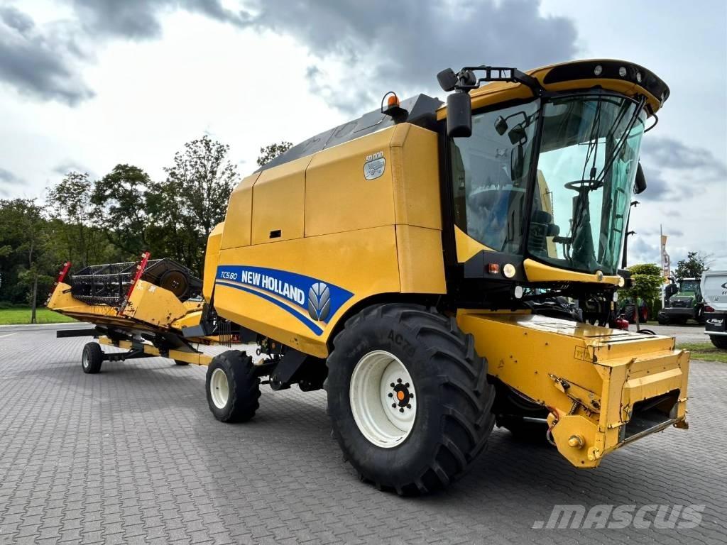 New Holland TC 5.80 コンバイン