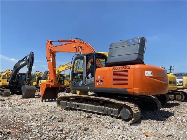 Hitachi ZX 250 大型油圧ショベル12t以上（パワーショベル・ユンボ）
