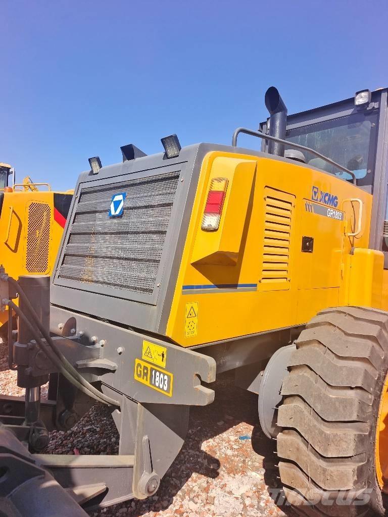 XCMG GR1803 モーターグレーダー