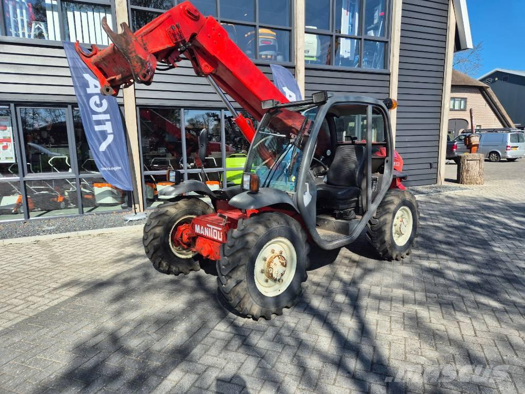 Manitou MT 523 テレスコーピックハンドラー