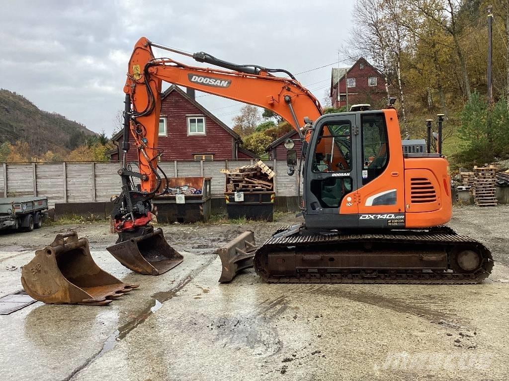 Doosan DX140LCR-5 大型油圧ショベル12t以上（パワーショベル・ユンボ）