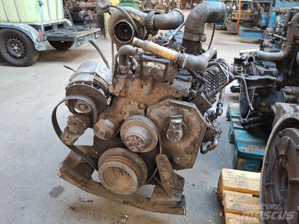 Cummins B215-20 エンジン