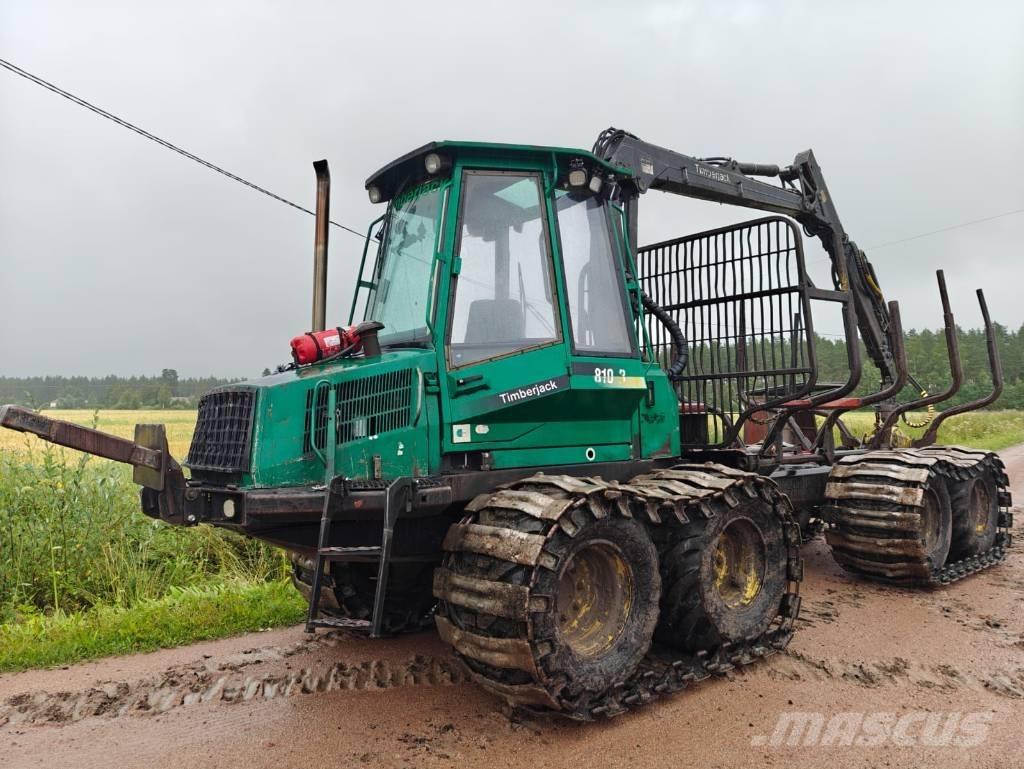 Timberjack 810 B フォワーダー
