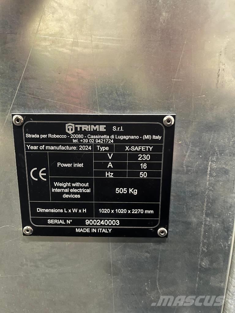 Trime X-Safety mini 鉄骨建造物