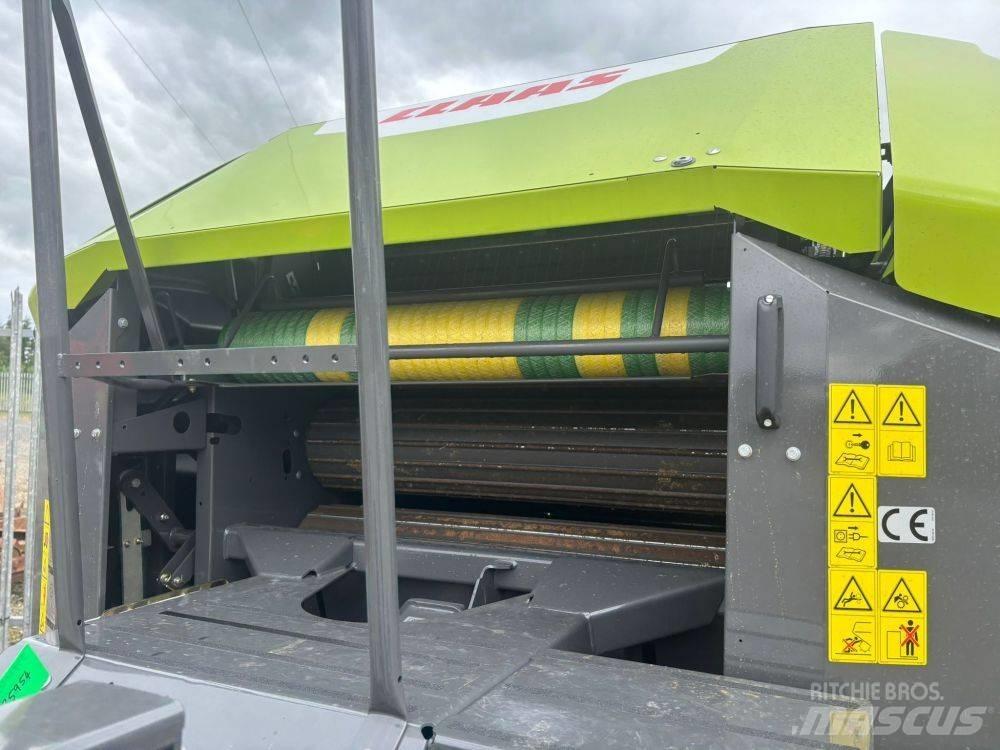 CLAAS Rollant 520 RC ラウンドベーラー