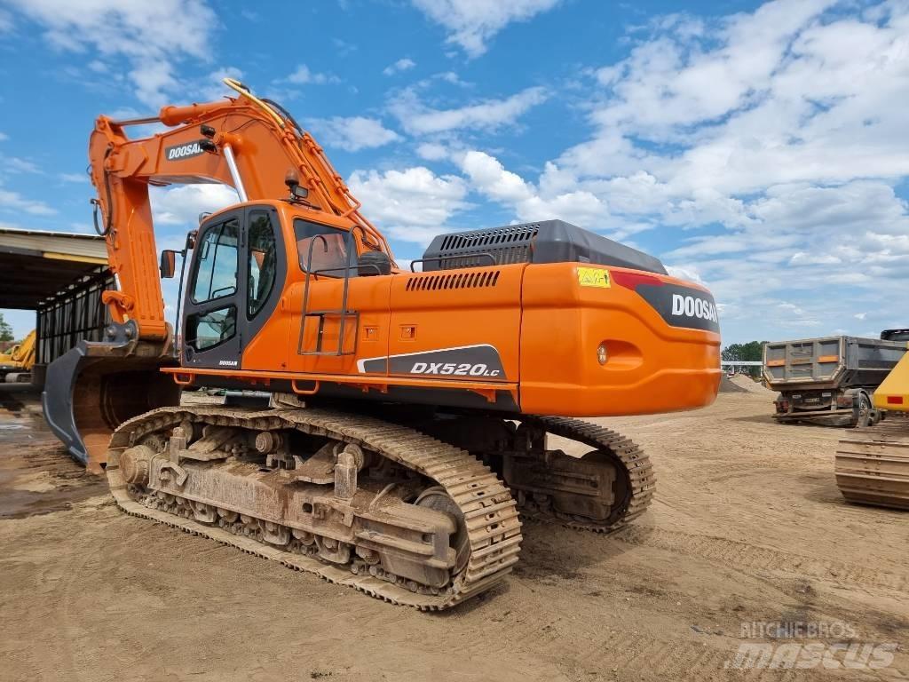 Doosan DX 520 LC 大型油圧ショベル12t以上（パワーショベル・ユンボ）