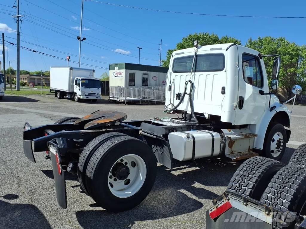 Freightliner M2 106 中古トラクターヘッド | トレーラーヘッド