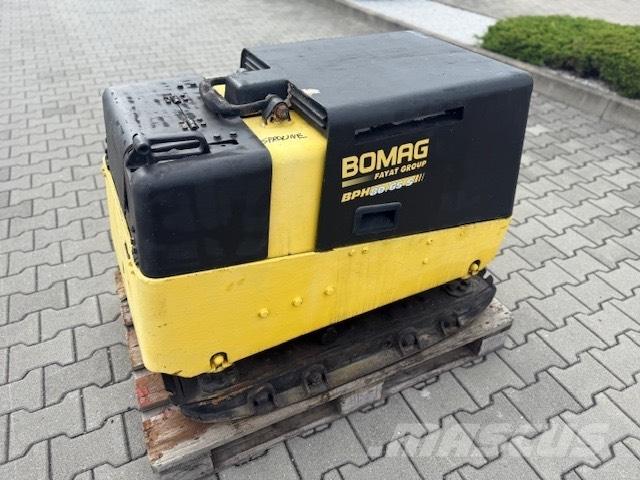 Bomag BPH80/65 ソイルコンパクター