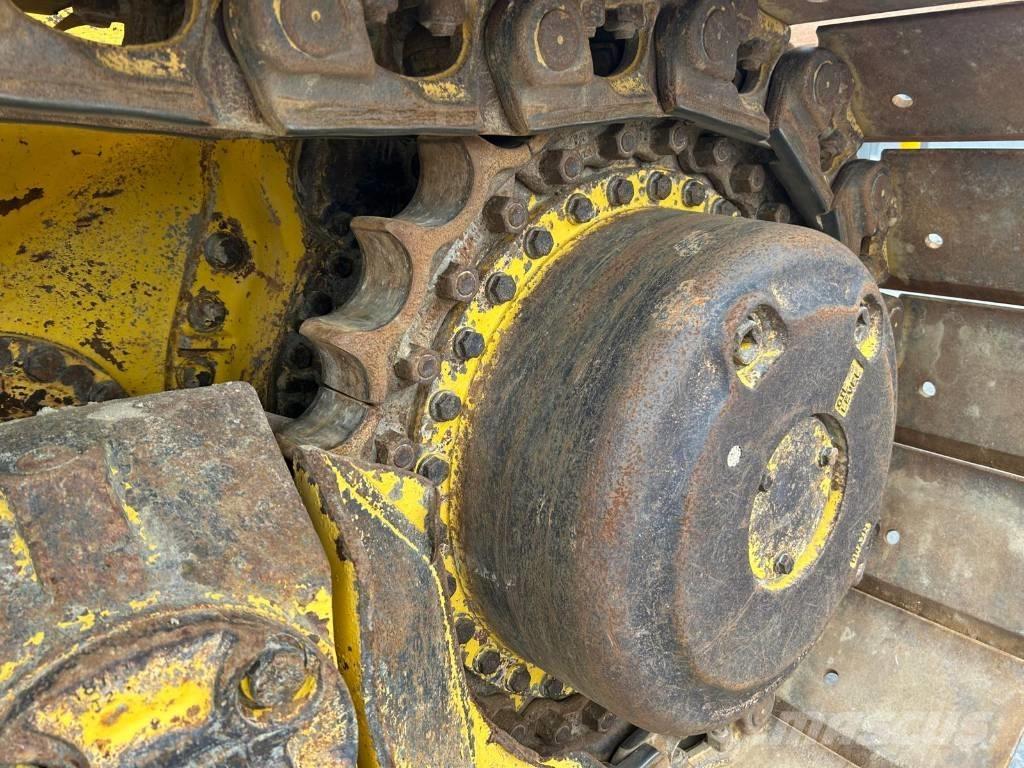 Komatsu D 65 WX-18 ブルドーザー