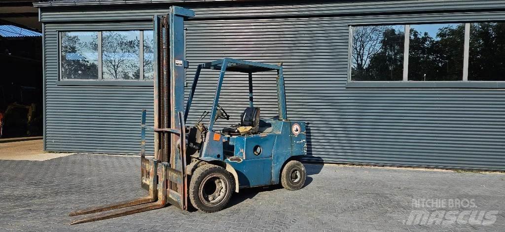 Clark 3 ton diesel フォークリフト - その他