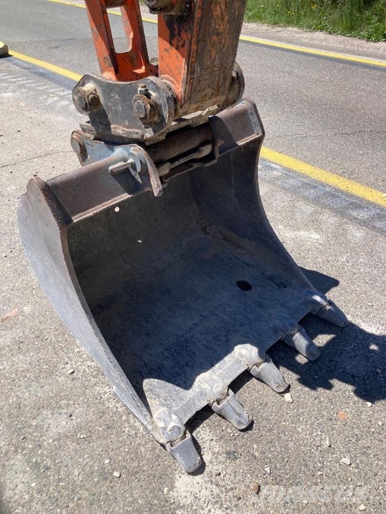 Doosan DX 85 R-3 中型油圧ショベル 7ｔ-12ｔ（ユンボ・パワーショベル・バックホー）