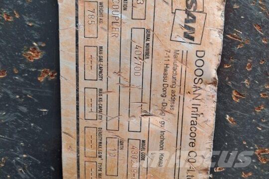 Develon Hitch ミニ油圧ショベル 7t以下（ミニユンボ・ミニディガー）