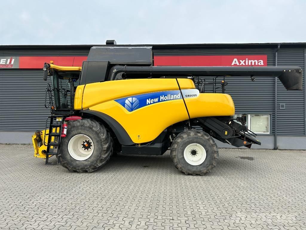 New Holland CR 9080 コンバイン