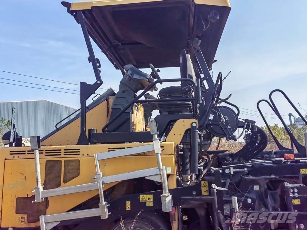 CAT AP655F アスファルトフィニッシャ