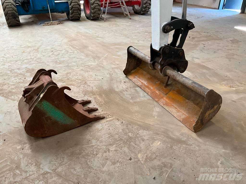Bobcat E 50 ミニ油圧ショベル 7t以下（ミニユンボ・ミニディガー）