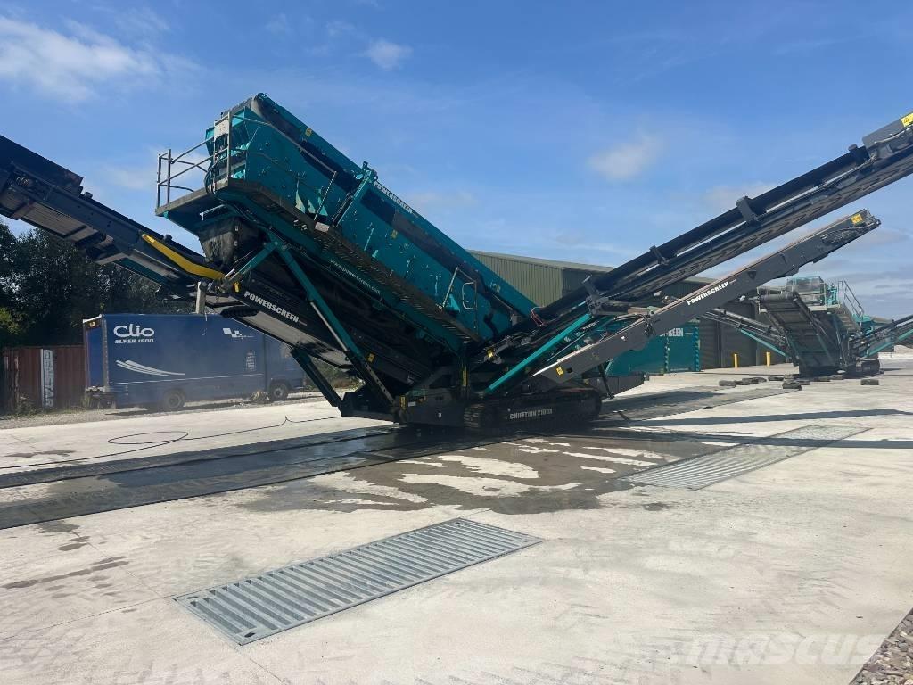 PowerScreen 2100X 自走式スクリーン