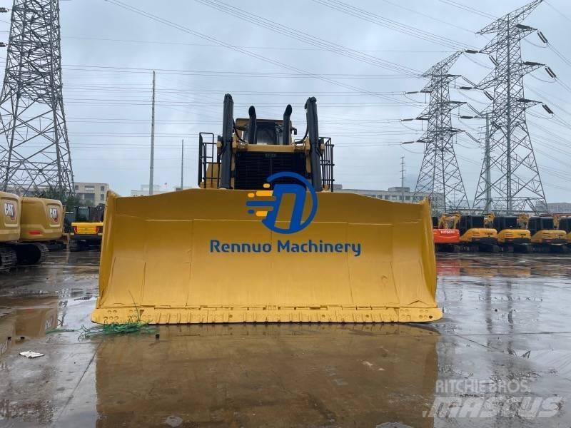 CAT D 10 R ブルドーザー