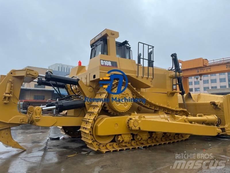 CAT D 10 R ブルドーザー