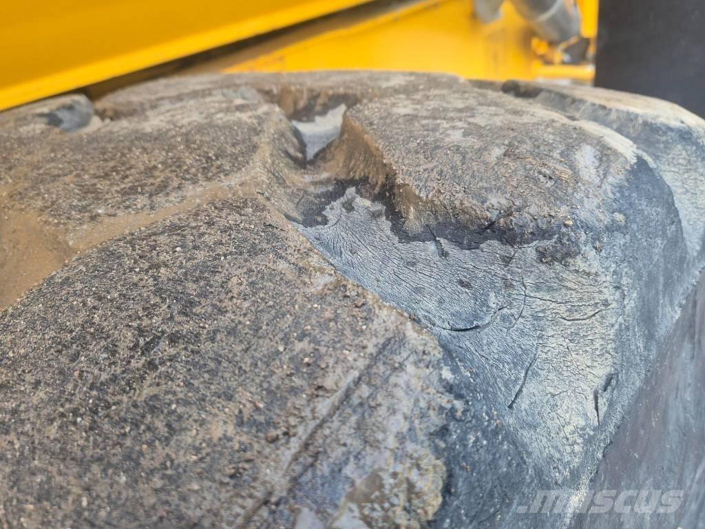 Volvo A25G アーティキュレート式ダンプトラック