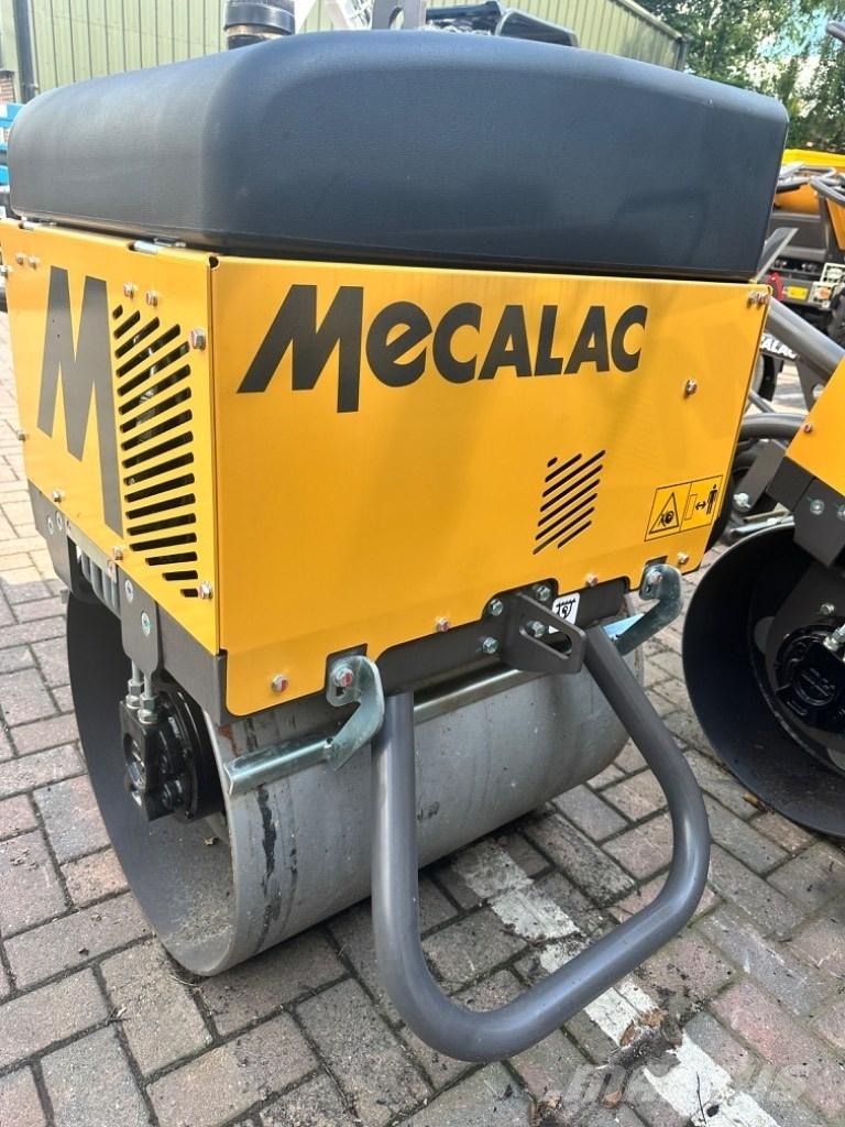 Mecalac MBR71 振動ローラ