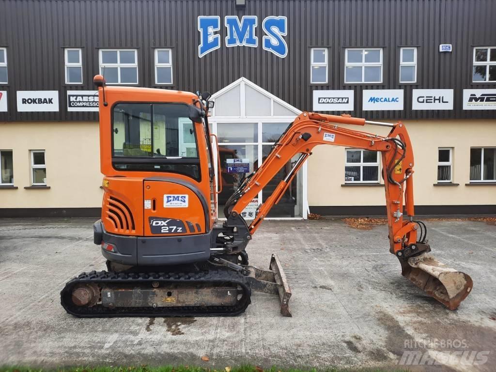 Doosan DX 27 Z ミニ油圧ショベル 7t以下（ミニユンボ・ミニディガー）