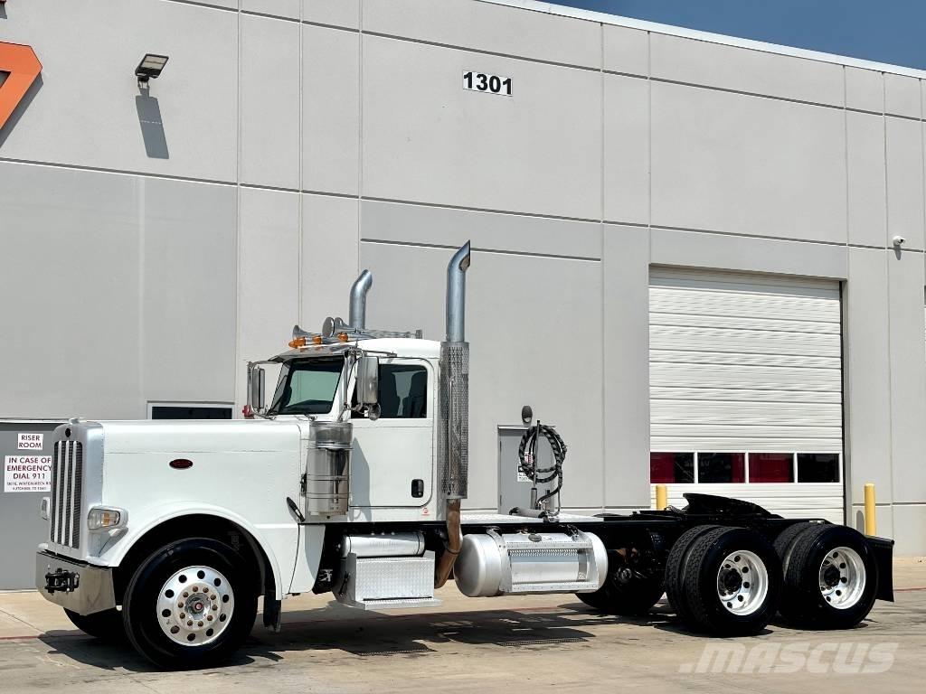 Peterbilt 389 中古トラクターヘッド | トレーラーヘッド
