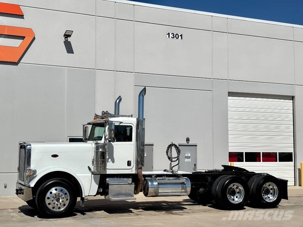 Peterbilt 389 中古トラクターヘッド | トレーラーヘッド