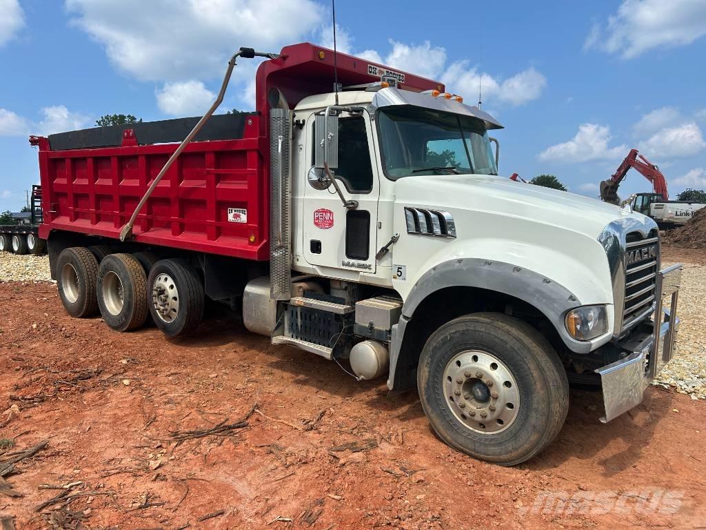Mack Granite GU 713 ダンプ