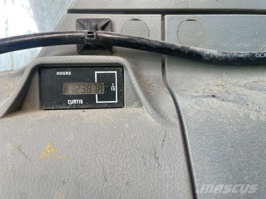 Doosan DX 255 LC-3 大型油圧ショベル12t以上（パワーショベル・ユンボ）