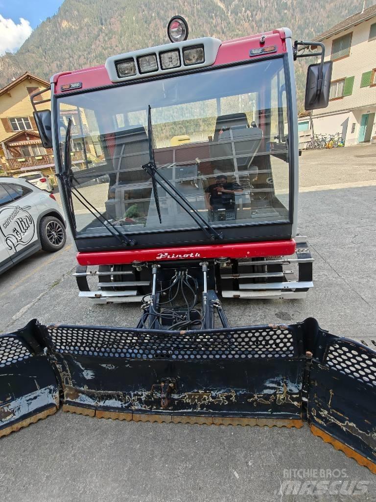 Prinoth T2S スノーグルーマー