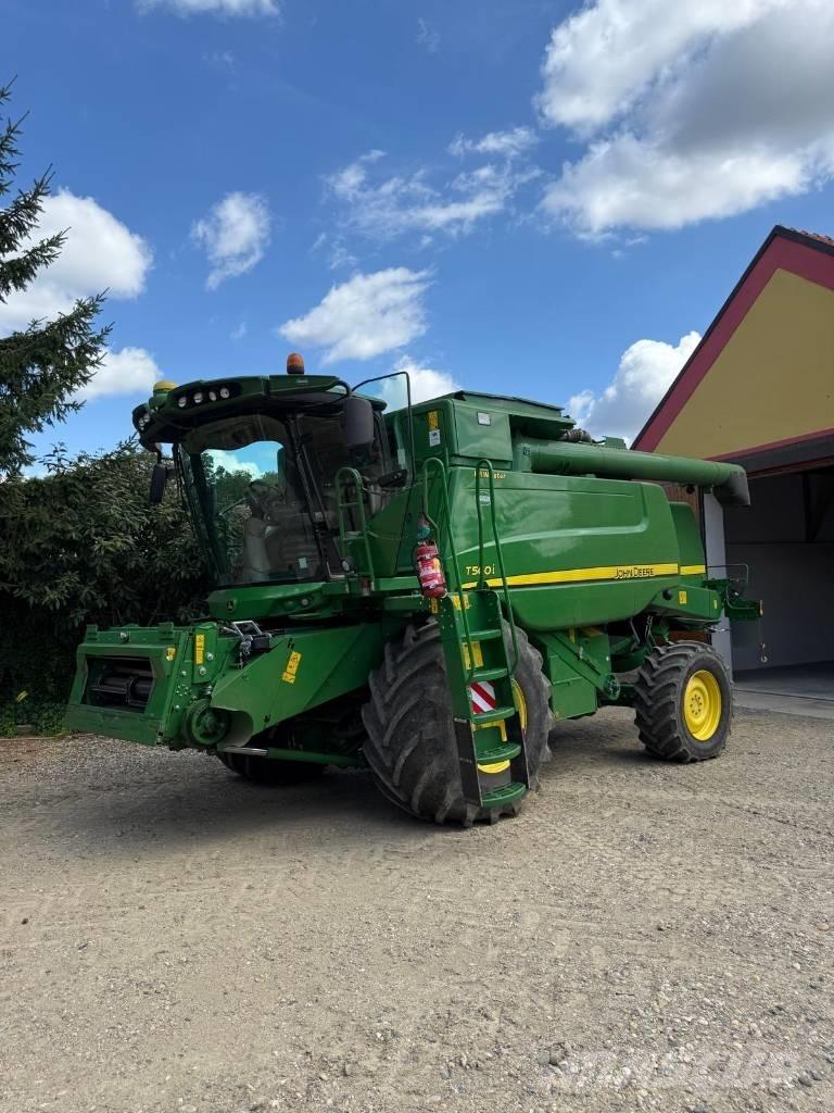 John Deere T 560 i コンバイン