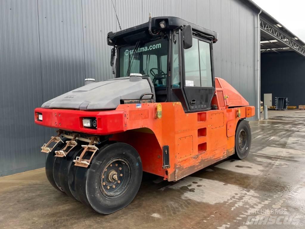 Dynapac CP224 タイヤローラ